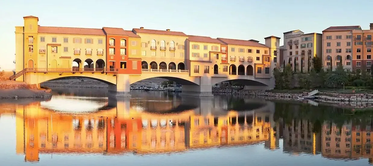 Hilton Lake Las Vegas Resort & Spa