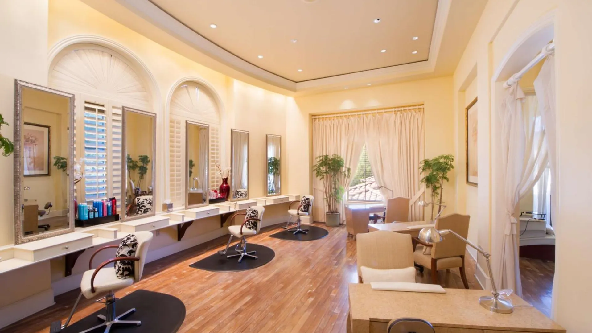 Hilton Lake Las Vegas Resort & Spa 4*,